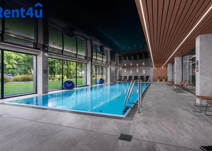 Blue Z Basenem I By Rent4you